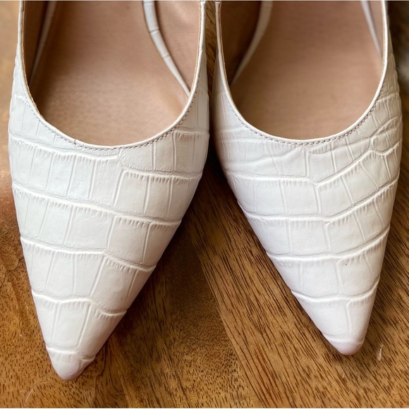 Worn once Chelsea & Violet white leather heels, size 11 - Picture 4 of 4